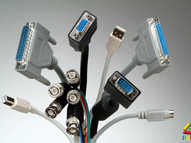 تفاوت کابل های انتقال تصویر VGA,HDMI,DVI,DisplayPort در چیست؟